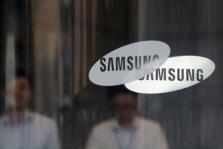 Samsung’s quarterly profit hits 8-year low amid weak demand for memory chips, smartphones • TechCrunch