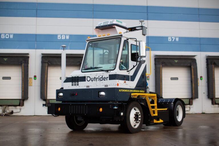 Outrider raises $73M to brings its autonomous electric yard trucks into the mainstream • TechCrunch