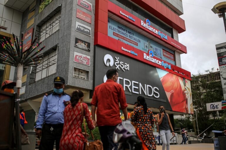 India's retail giant Reliance to accept CBDC at stores • TechCrunch