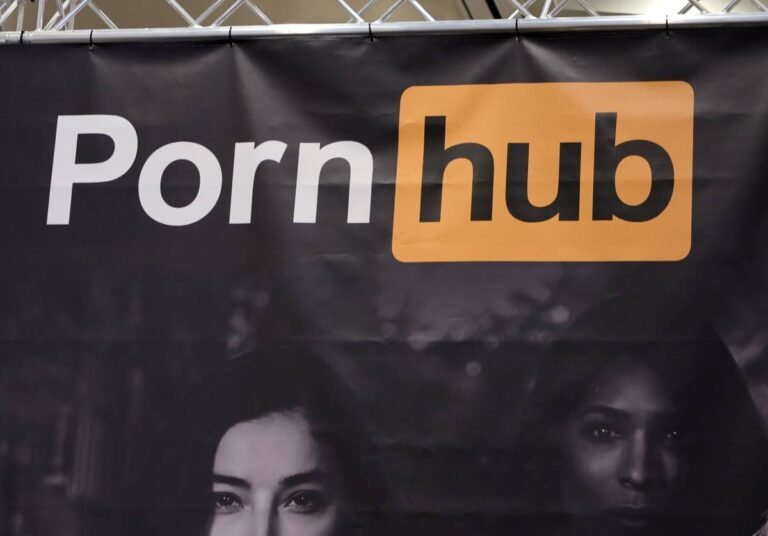 Instagram accidentally reinstated Pornhub's banned account