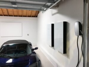Tesla has a home battery to sell you, with or without solar