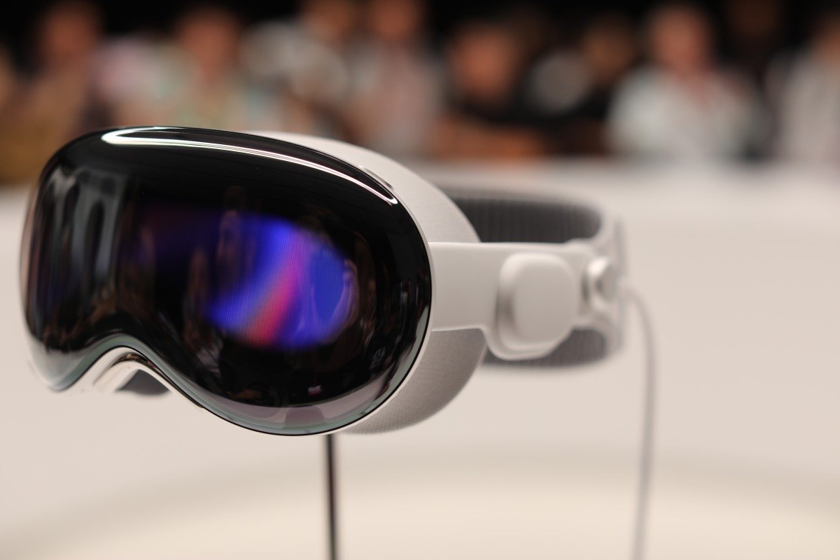 Apple's Vision Pro headset fails to excite investors