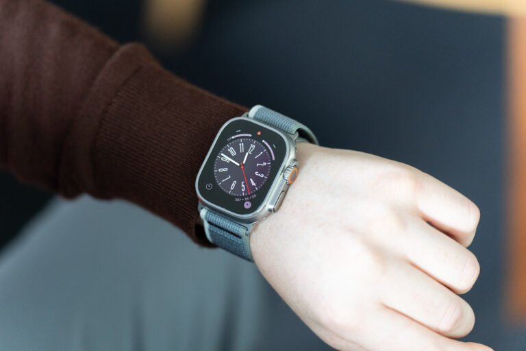 Apple Watch Ultra 2 03